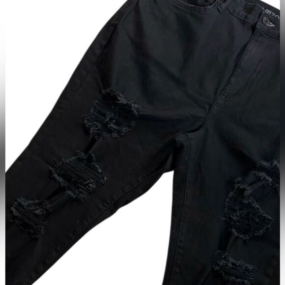 Women’s Arizona Jean Company Hi-Rise Curvy Skinny Black Jeans (Distressed) - Picture 3 of 11